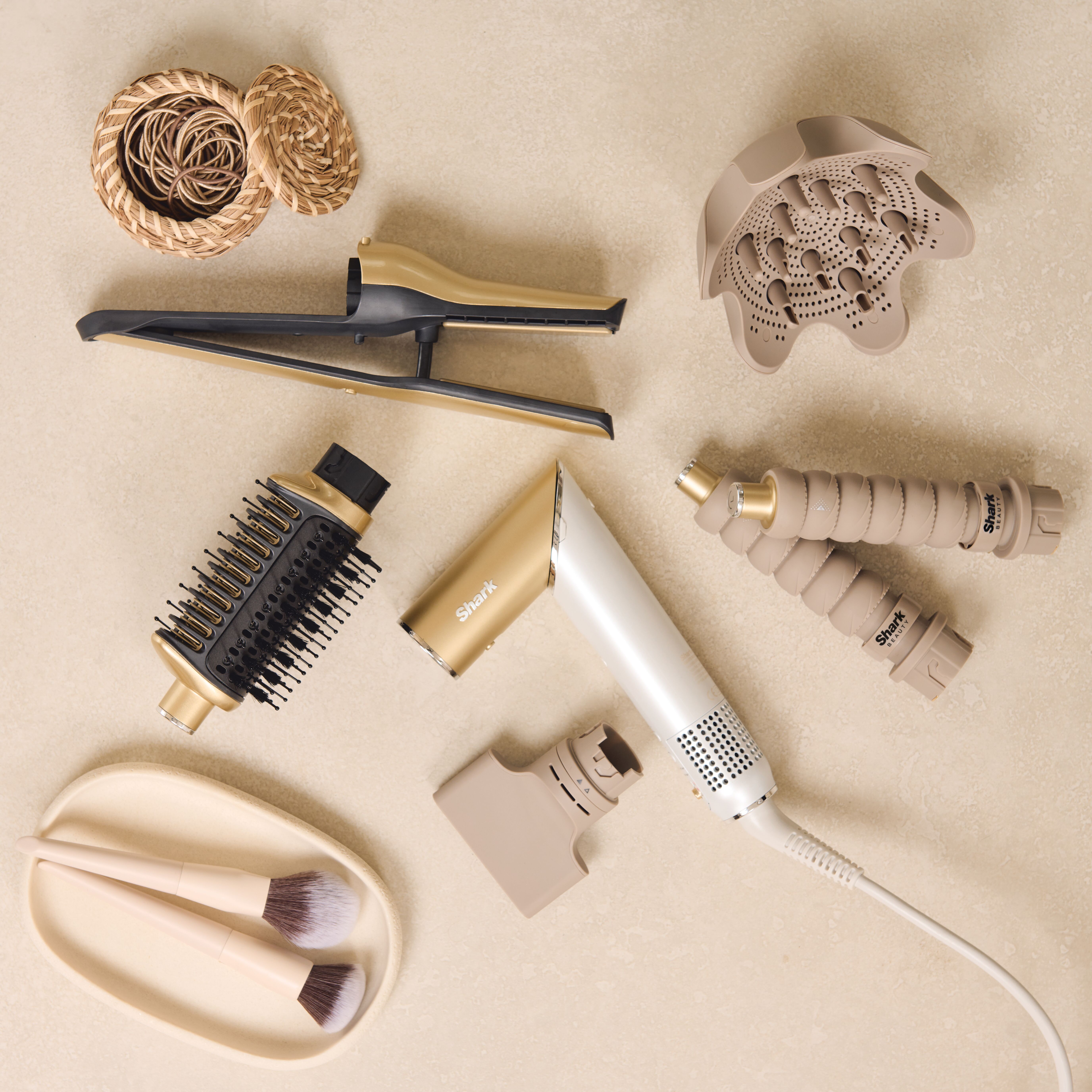 Shark Glam Straight, Waves & Curls Multi-styler